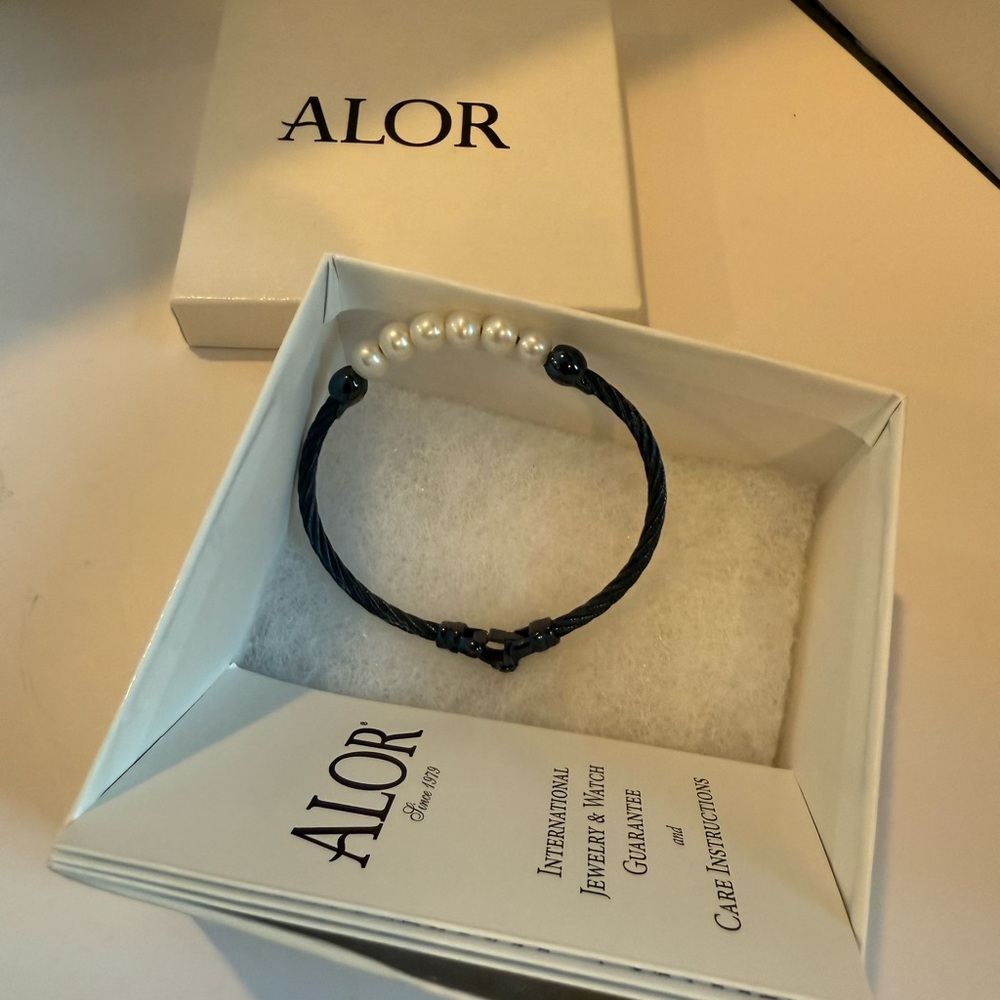 ALOR Steel Blueberry Bangle Bracelet with 6 Pearls; for smaller adult wrist